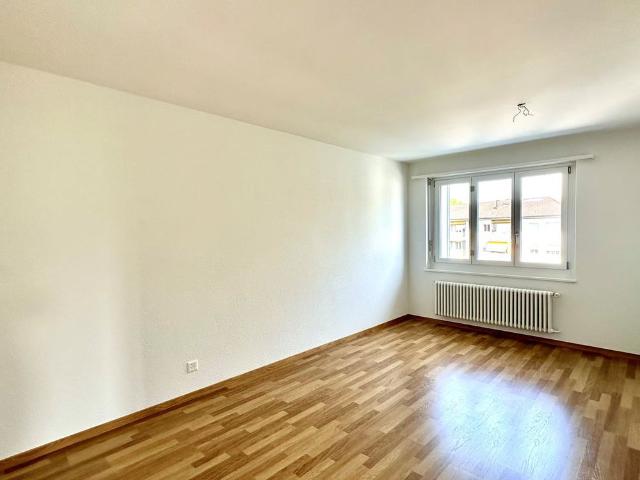 3 Zimmer, 55 m², 2. Stock
