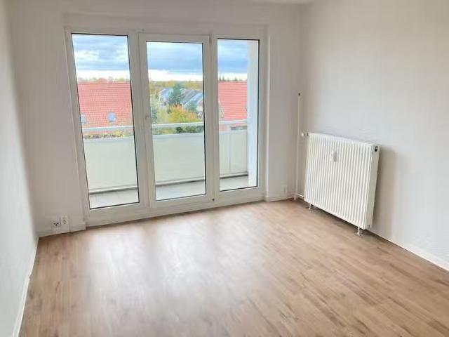 3 Zimmer 55 m² 360 € Kaltmiete Wohnungen in Sandersdorf B.
