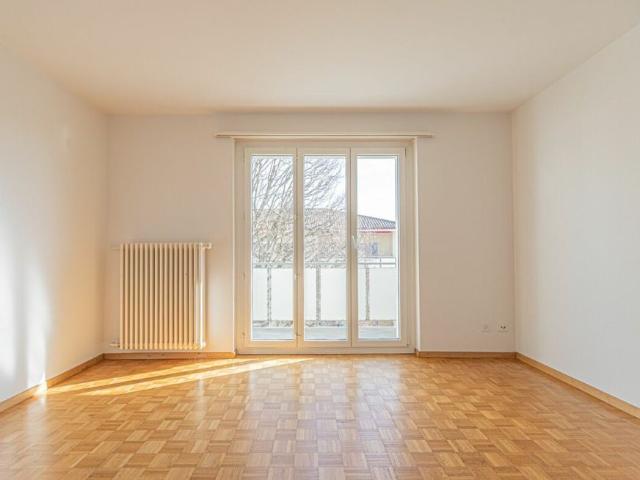 3 Zimmer, 56 m², 2. Stock