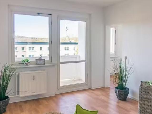 3 Zimmer 56 m² 302 € Kaltmiete Wohnungen in Chemnitz