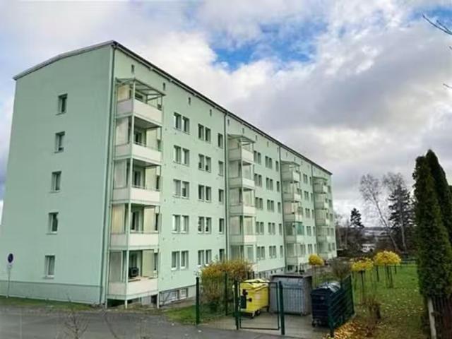 3 Zimmer 56 m² 320 € Kaltmiete Wohnungen in Hermsdorf