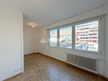 3 Zimmer, 58 m², 2. Stock