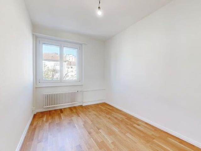 3 Zimmer, 59 m², 2. Stock