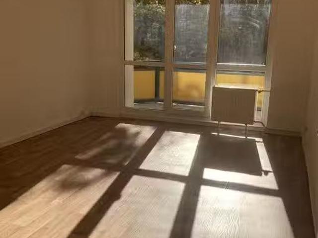 3 Zimmer 59 m² 336 € Kaltmiete Wohnungen in Bernburg Saa.
