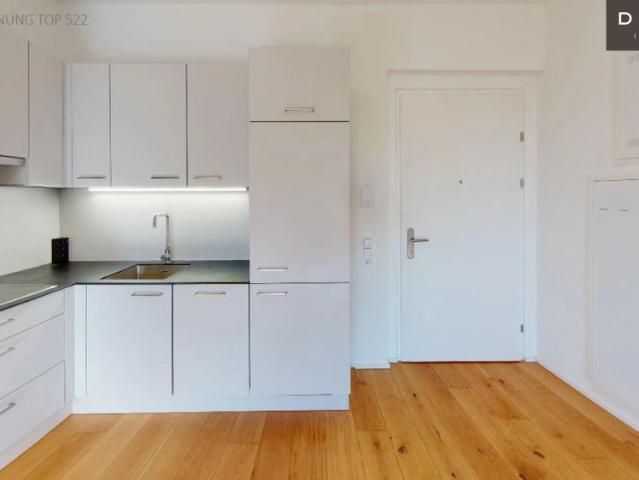 3 ZIMMER | 5.OG | NORDOSTSEITIG | NAHE DES TRAISEN FLUSSES | LANDHAUSVIERTEL | MIT 2 FREIFLÄCHEN | AB MAI