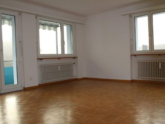 3 Zimmer, 63 m², 2. Stock