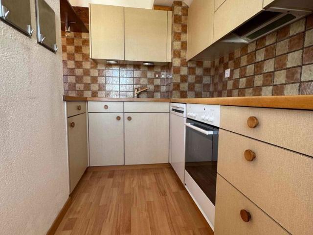 3 Zimmer, 63 m², 2. Stock