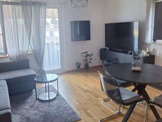 3 Zimmer, 63 m², 2. Stock