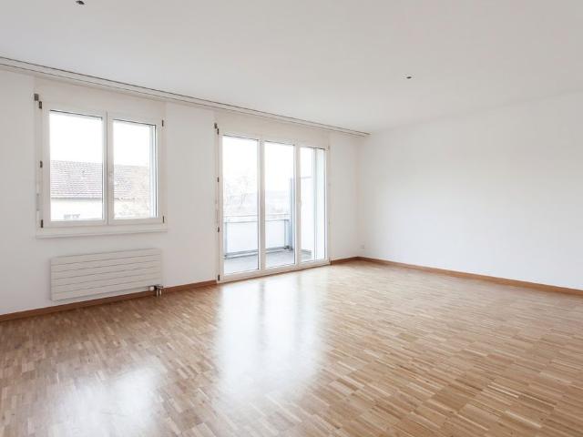3 Zimmer, 60 m², 1. Stock
