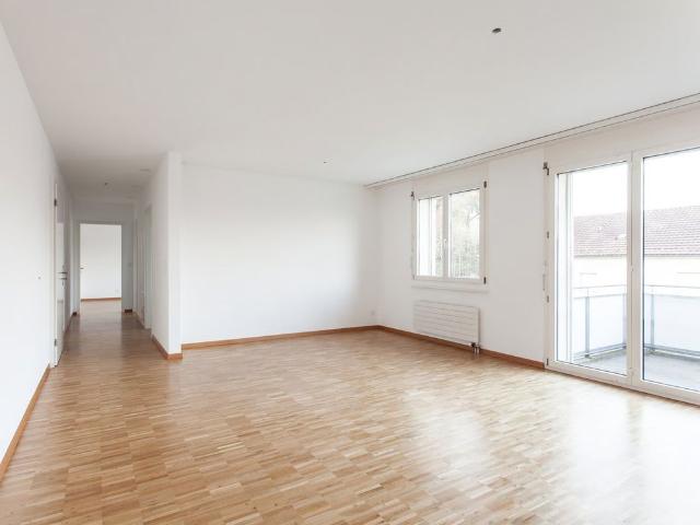 3 Zimmer, 60 m², 1. Stock