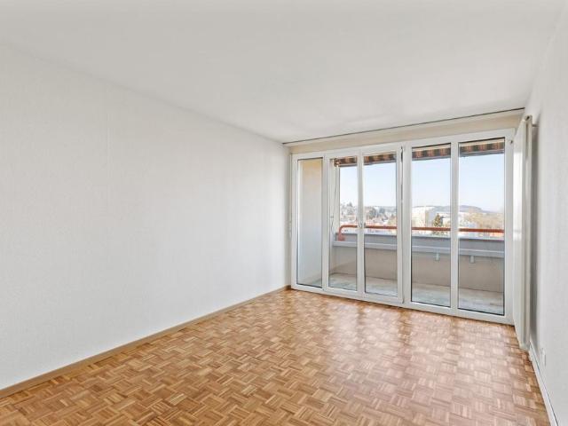 3 Zimmer, 60 m², 1. Stock