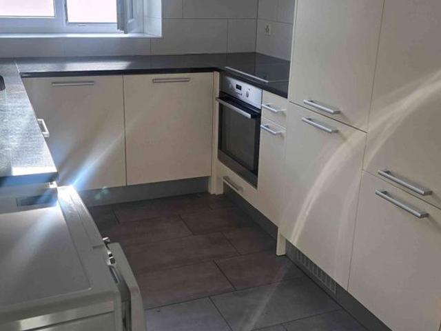 3 Zimmer, 60 m², 1. Stock