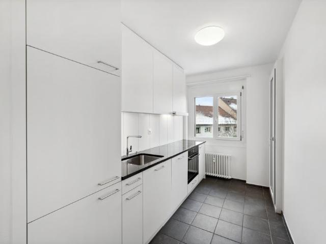 3 Zimmer, 61 m², 2. Stock