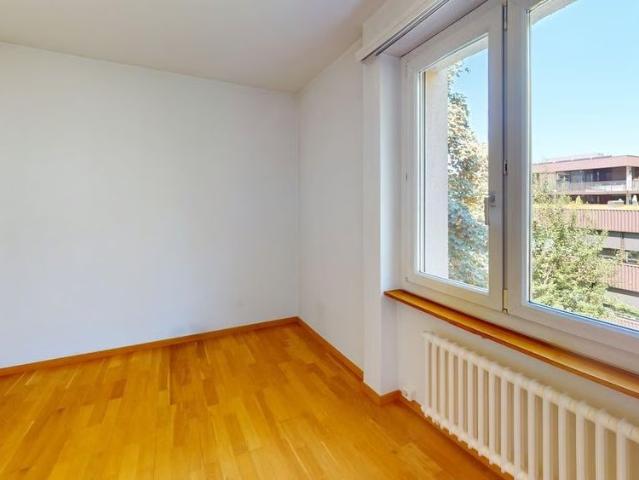 3 Zimmer, 61 m², 2. Stock