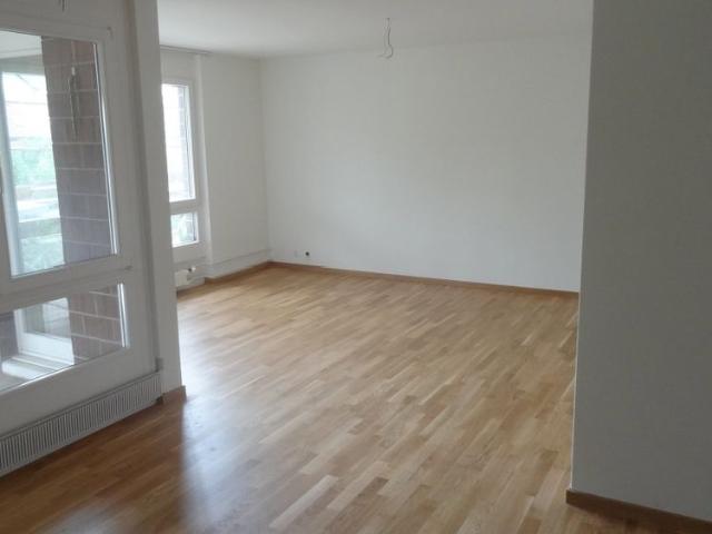 3 Zimmer, 62 m², 2. Stock