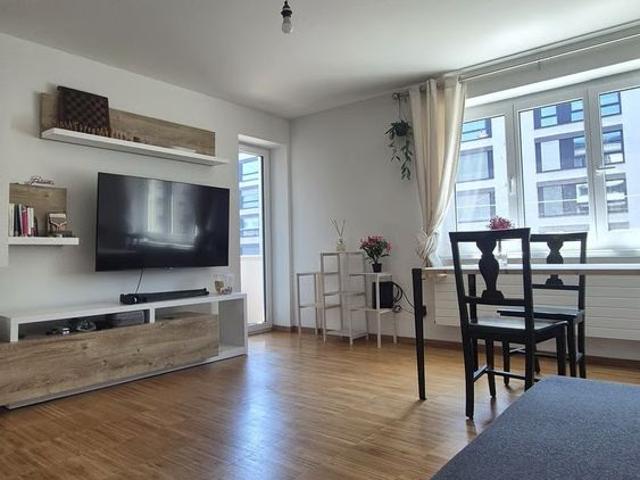 3 Zimmer, 67 m², 1. Stock
