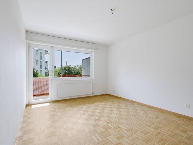 3 Zimmer, 64 m², 1. Stock