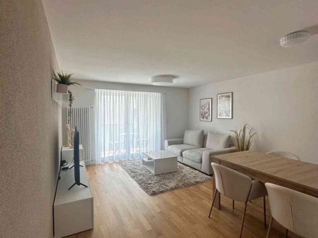 3 Zimmer, 64 m², 2. Stock