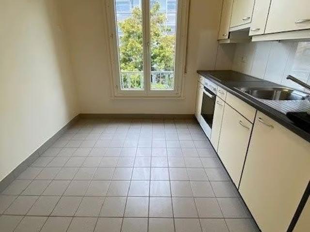 3 Zimmer, 64 m², 2. Stock