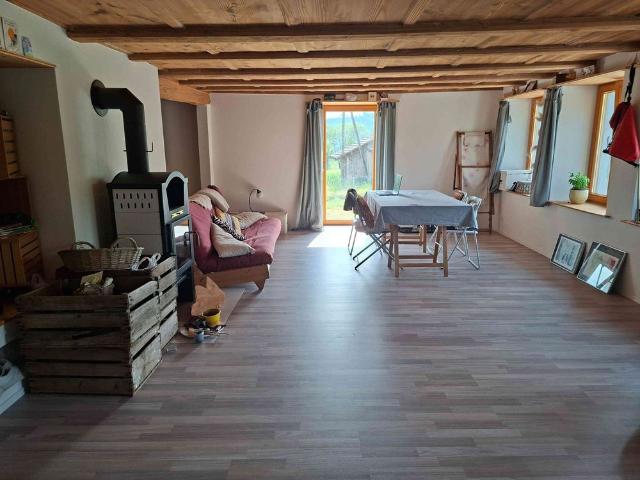 2.5 Zimmer, 65 m², EG