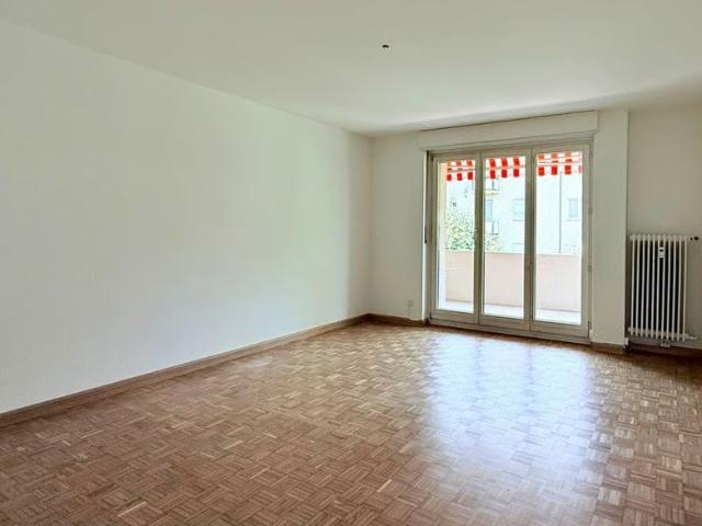 3 Zimmer, 65 m², 1. Stock