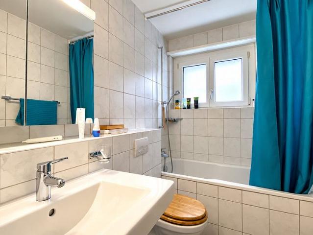 3 Zimmer, 65 m², 2. Stock
