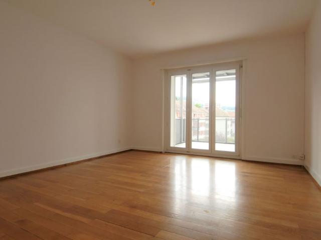 3 Zimmer, 68 m², 1. Stock