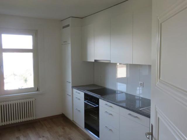 3 Zimmer, 68 m², 2. Stock