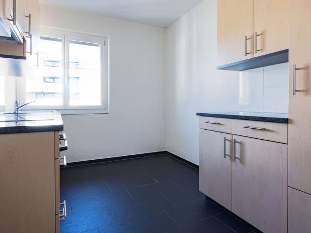 3 Zimmer, 68 m², 2. Stock