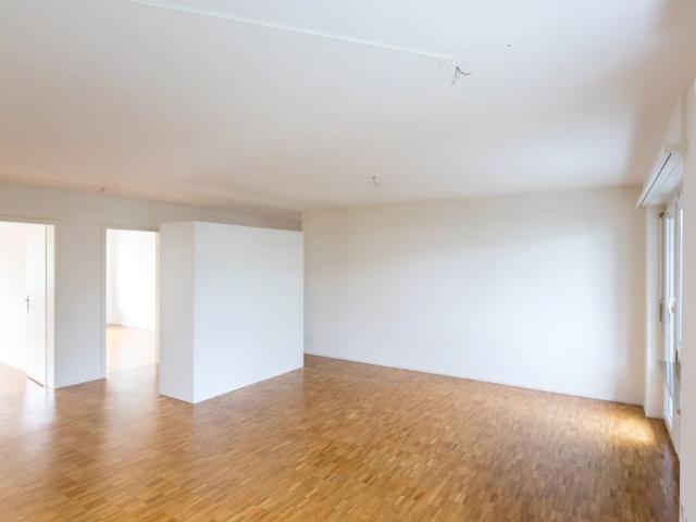 3 Zimmer, 69 m², 2. Stock