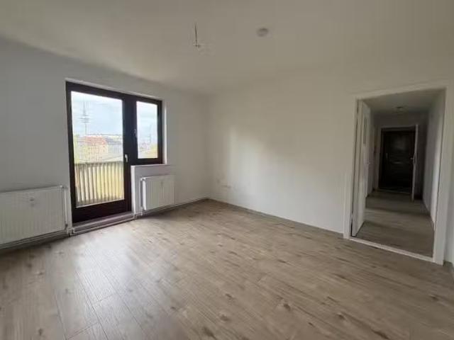 3 Zimmer 69 m² 569 € Kaltmiete Wohnungen in Bremerhaven