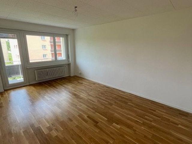 3 Zimmer, 70 m², 2. Stock