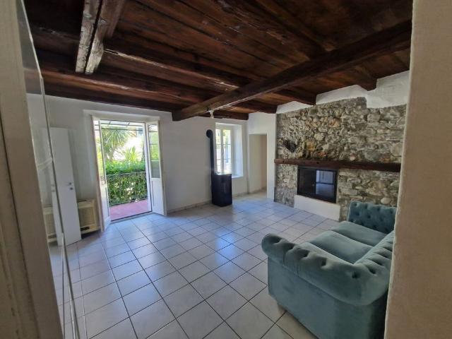 3 Zimmer, 70 m², 2. Stock