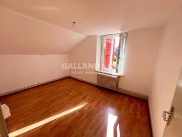 3 Zimmer, 70 m², 2. Stock
