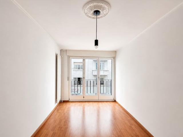 3 Zimmer, 70 m², 2. Stock