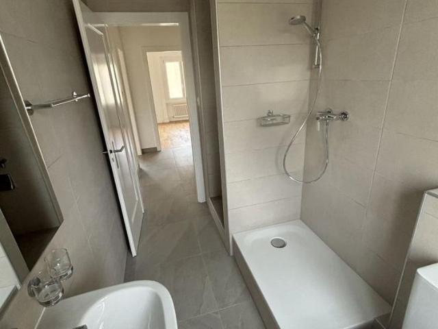 3 Zimmer, 70 m², 3. Stock