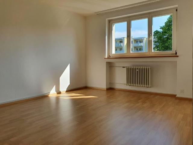 3 Zimmer, 72 m², 1. Stock
