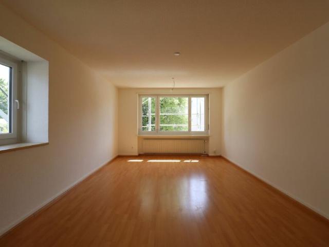 3 Zimmer, 77 m², 1. Stock