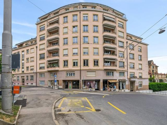 3 Zimmer, 77 m², 2. Stock