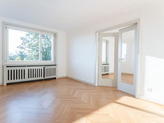 3 Zimmer, 77 m², 2. Stock
