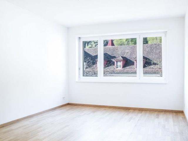 3 Zimmer, 77 m², 2. Stock