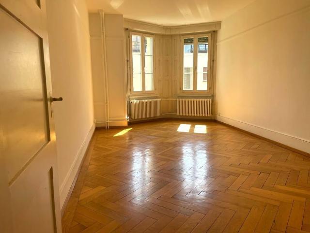 3 Zimmer, 77 m², 3. Stock