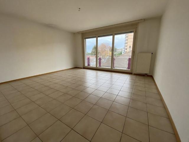 3 Zimmer, 74 m², 2. Stock