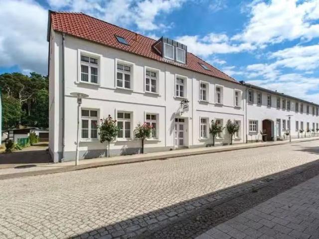 3 Zimmer 74 m² 740 € Kaltmiete Wohnungen in Putbus