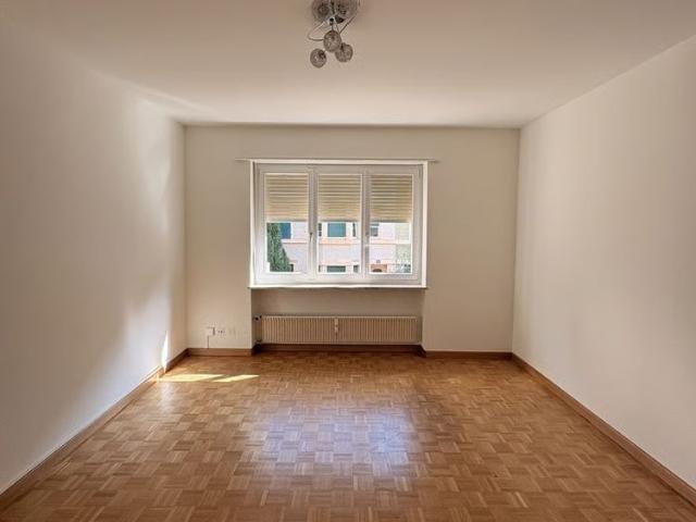 3 Zimmer, 75 m², 1. Stock