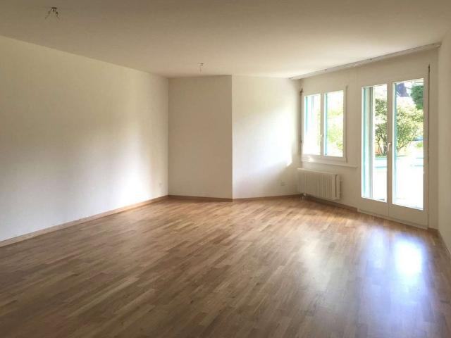 3 Zimmer, 76 m², 2. Stock