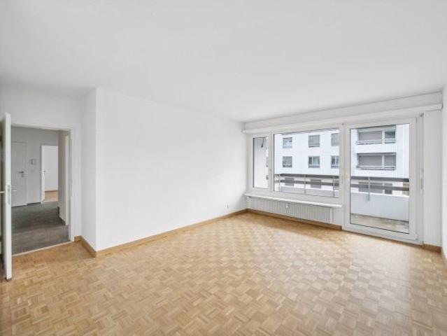 3 Zimmer, 76 m², 2. Stock