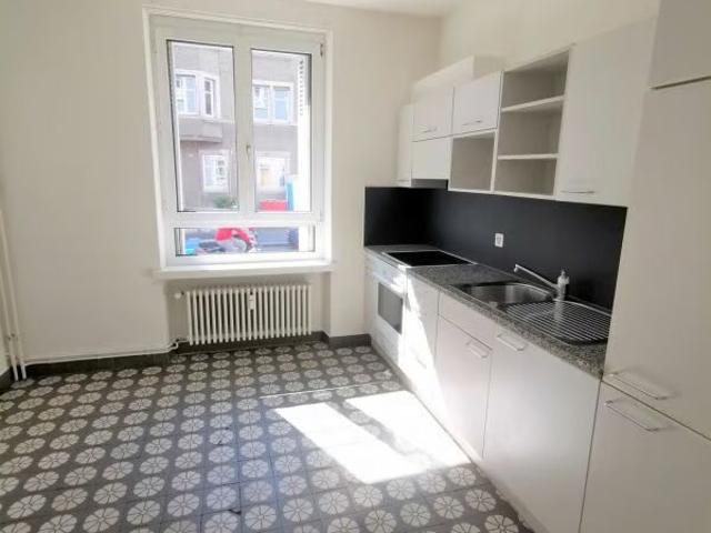3 Zimmer, 76 m², 3. Stock