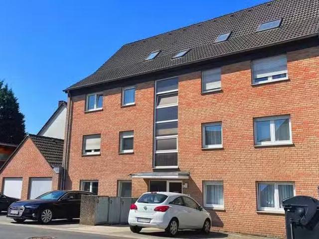 3 Zimmer 76 m² 694 € Kaltmiete Wohnungen in Paderborn OT.