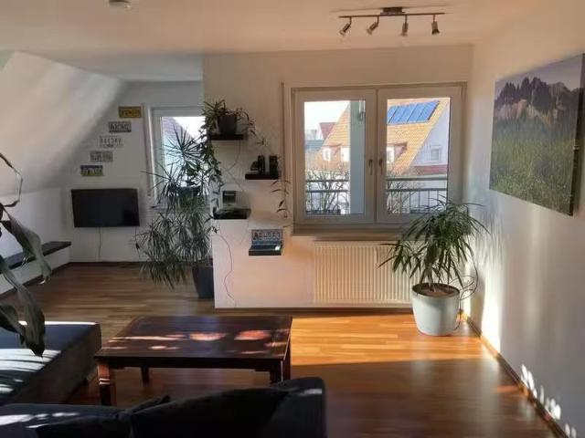 3 Zimmer 78 m² 1.050 € Kaltmiete Wohnungen in Herrenberg
